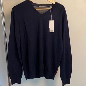 New navy Vince merino wool v-neck sweater in navy